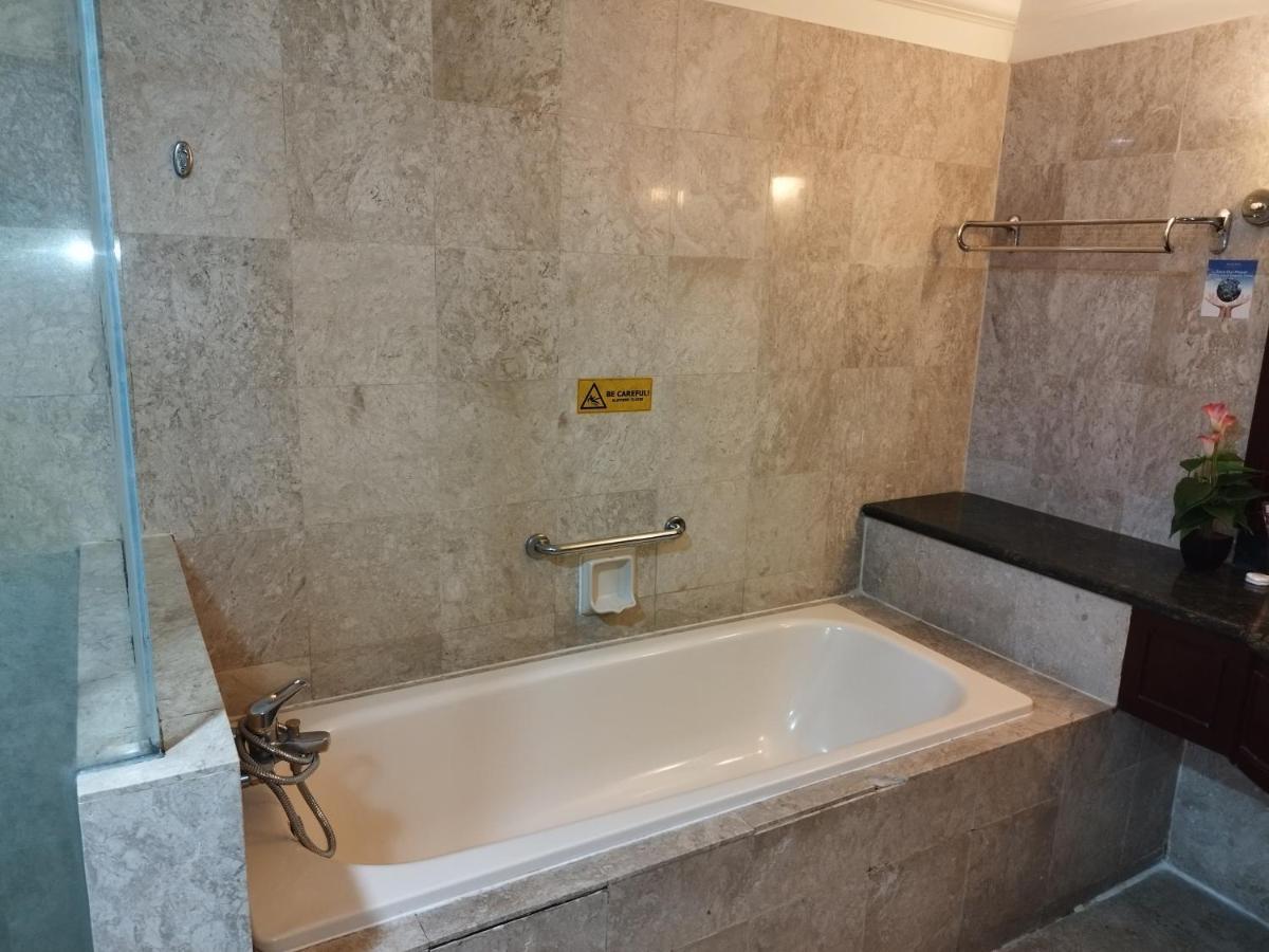 Bintang Royal Casa Suites Times Square Kl Куала-Лумпур Экстерьер фото