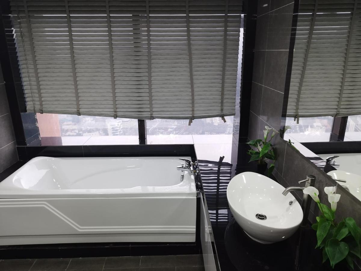 Bintang Royal Casa Suites Times Square Kl Куала-Лумпур Экстерьер фото